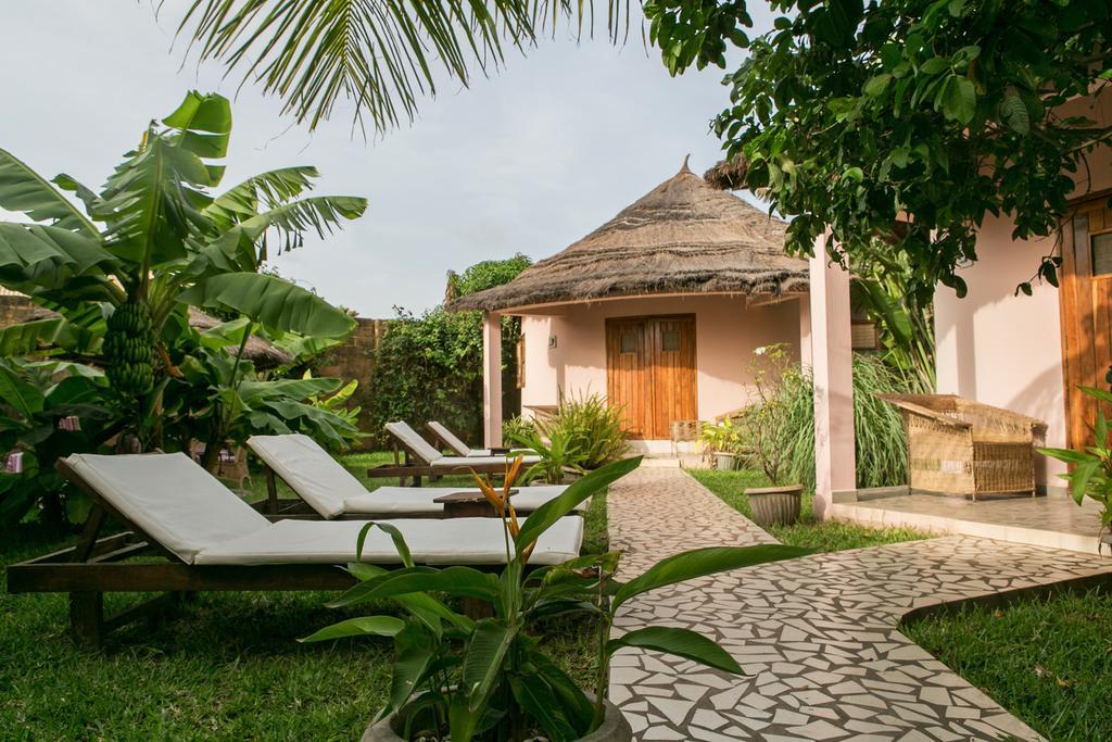 Mandinka Lodge Kololi Esterno foto