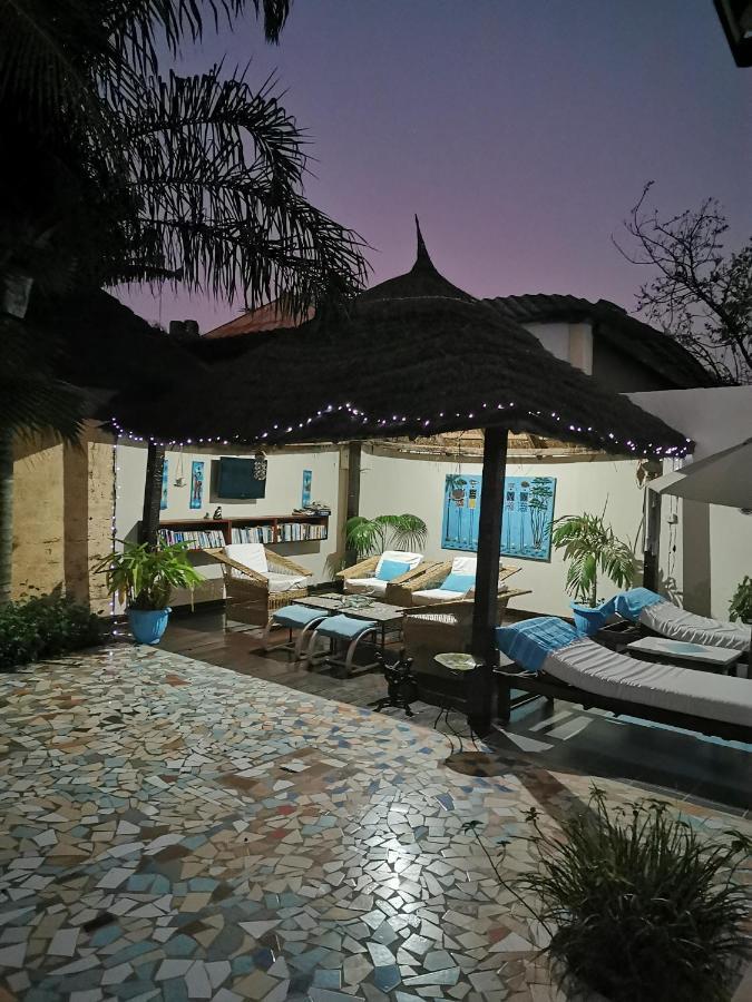 Mandinka Lodge Kololi Esterno foto